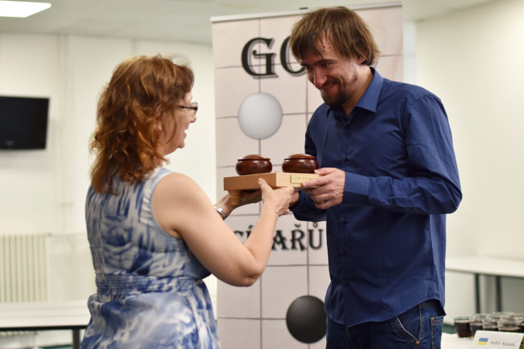 Andrii Kravets fulfilled his quest. Ukraine has two EGF professionals.